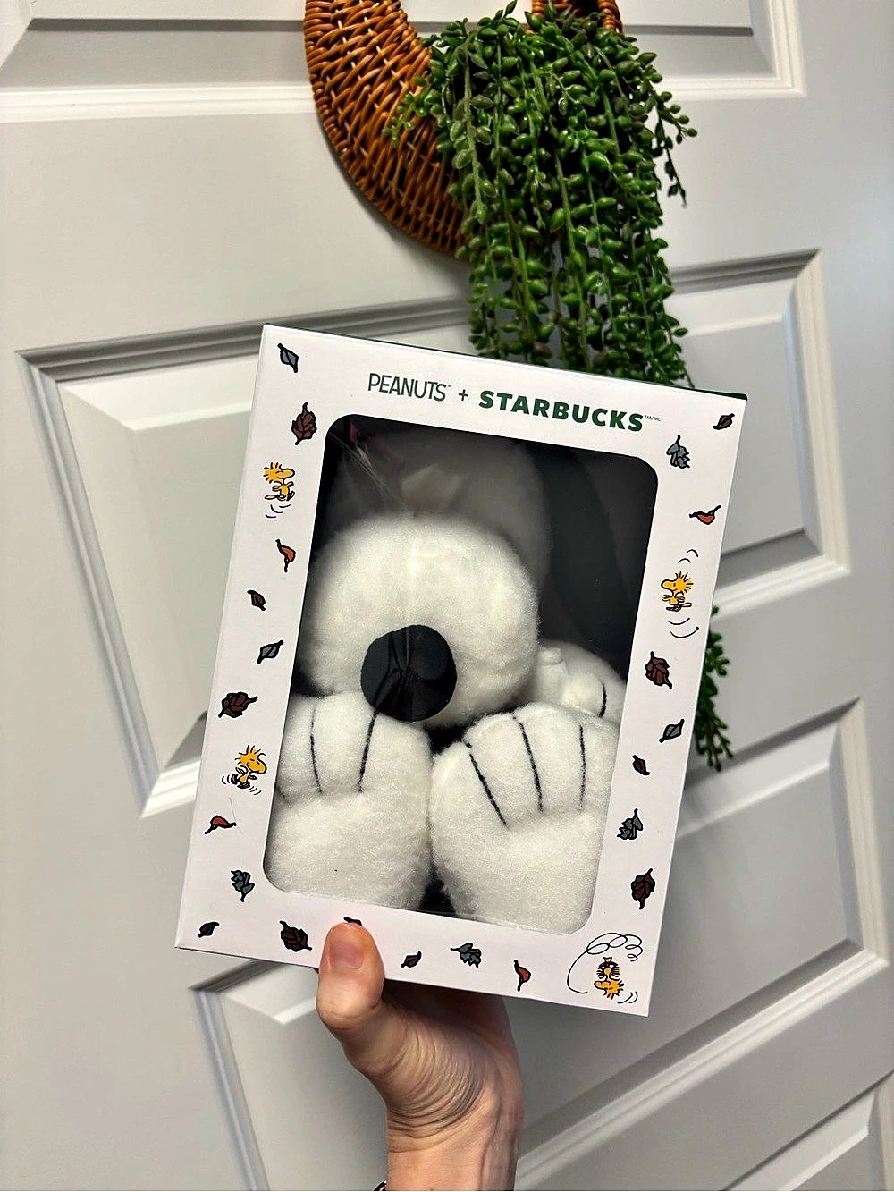 Starbucks Peanuts Snoopy Plush in White & Black NWT
